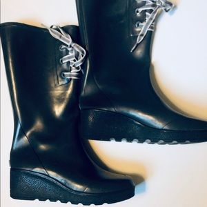 Sperry women’s waterproof rain boots